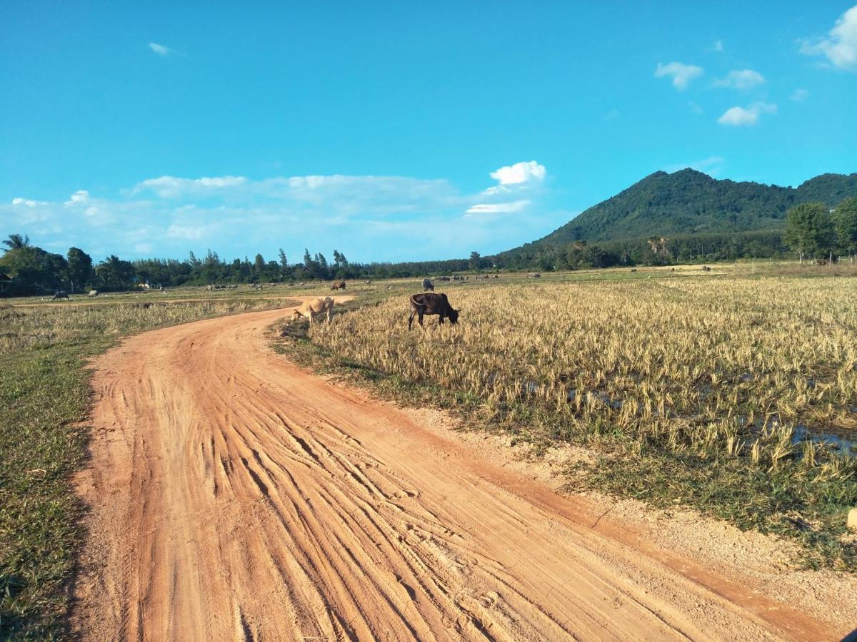 Baan Gebsup บ้านเก็บทรัพย์ Ko Yao Noi Luaran gambar